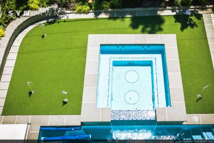 image of SYNLawn Pacific Northwest CA residential artificial grass for backyard putting greens and pools